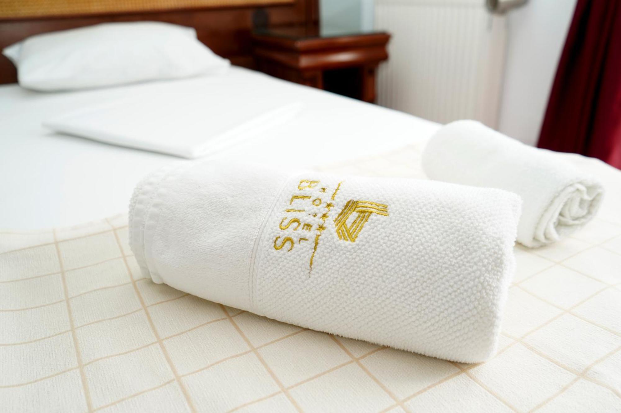 Bliss Hotel