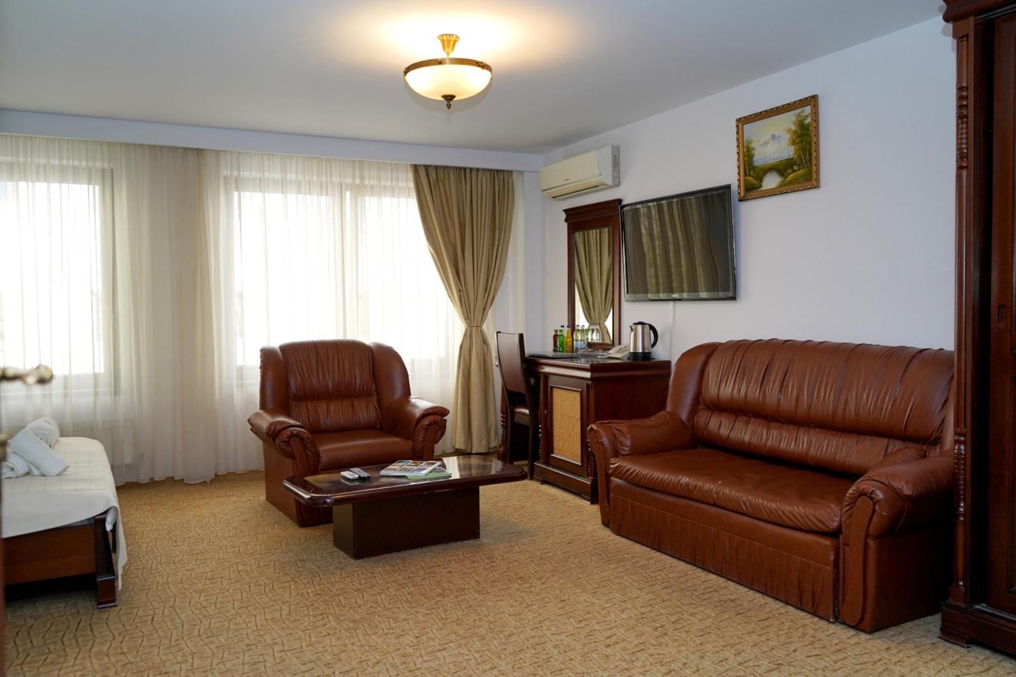 Hotel Bliss 3*